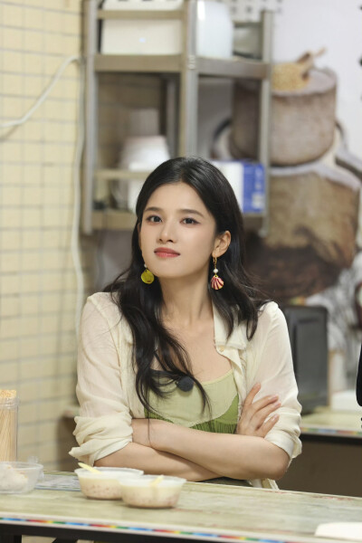 张婧仪