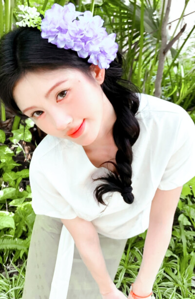 鞠婧祎