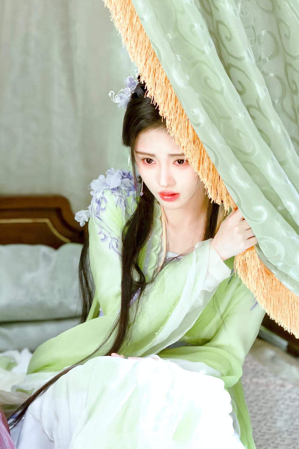 鞠婧祎
