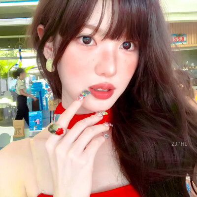 李守彬