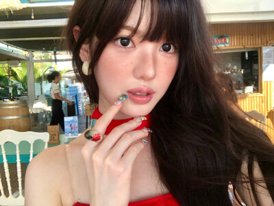 kiiikiii Sui李守彬