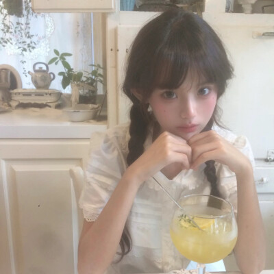 女头