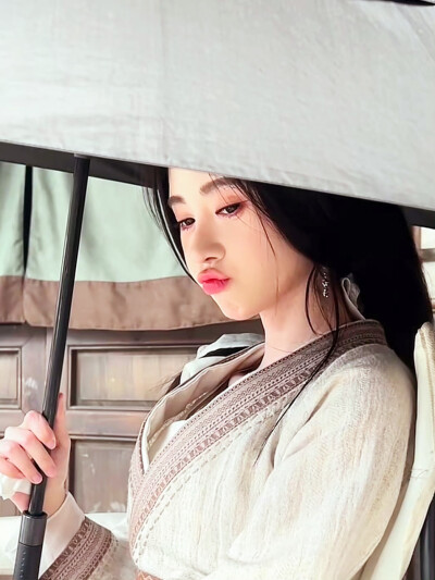 鞠婧祎