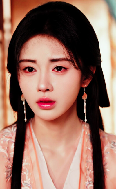 鞠婧祎