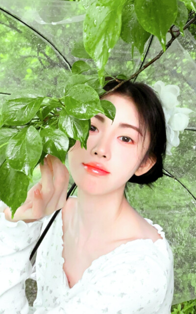 鞠婧祎