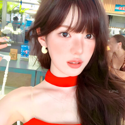 李守彬