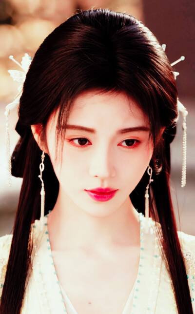 鞠婧祎