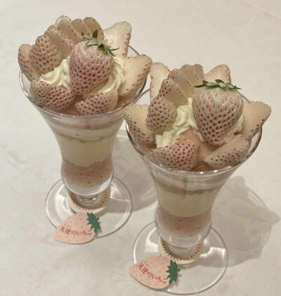 粉草莓 白色恋人 蛋糕