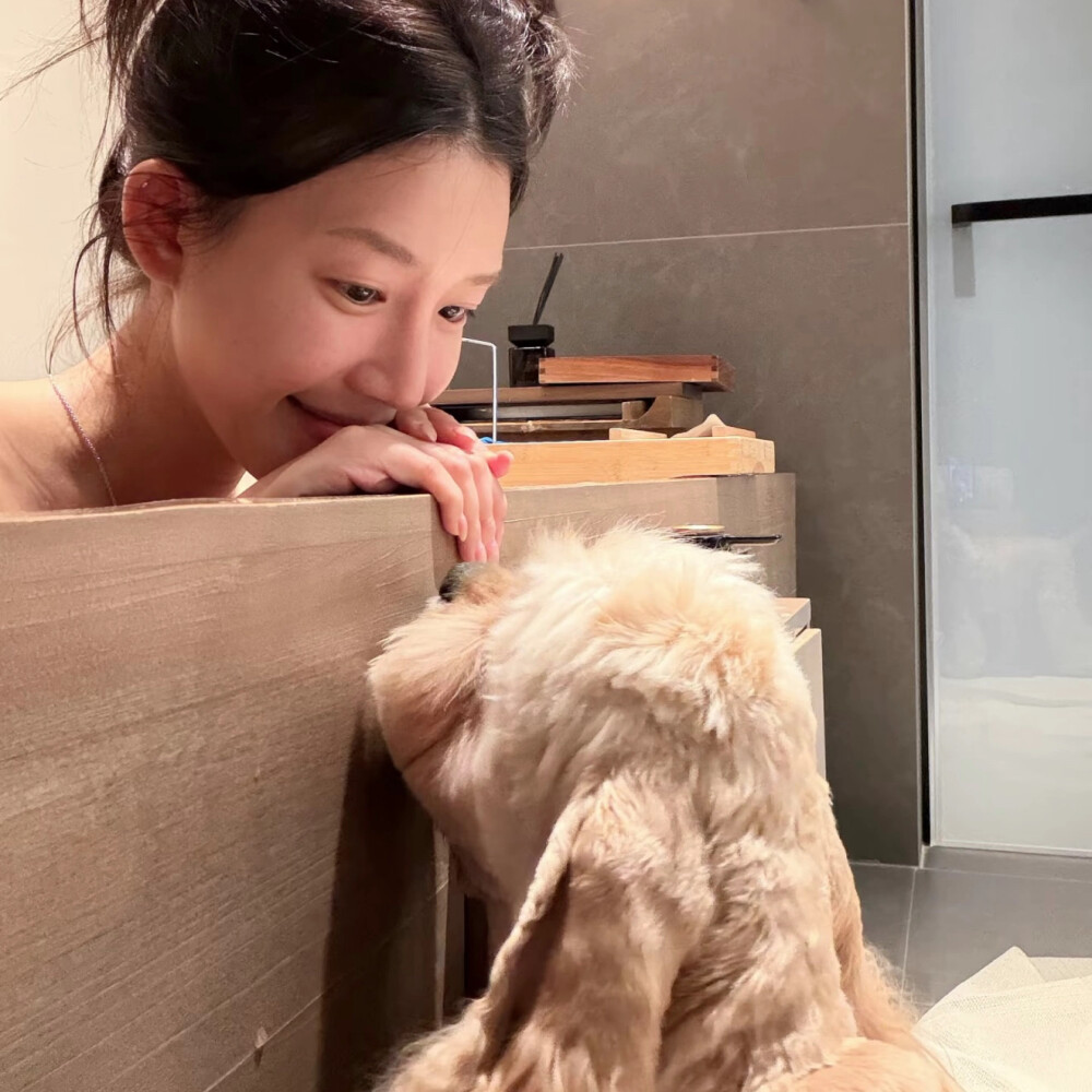 女头