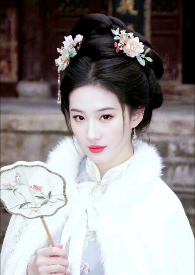 刘亦菲