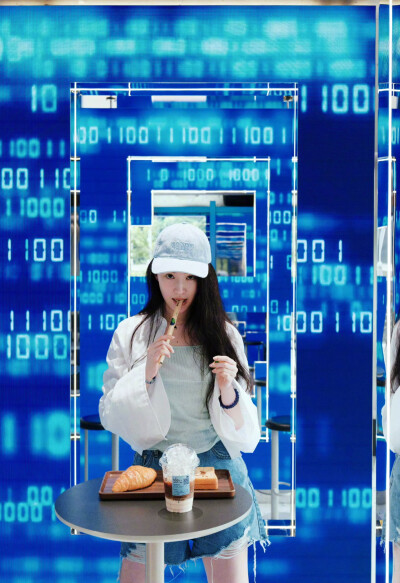 刘亦菲