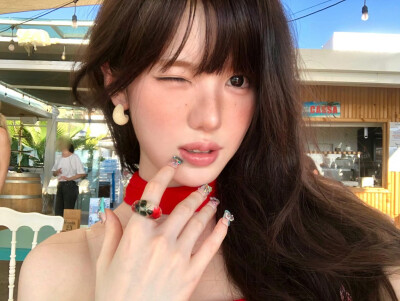 kiiikiii Sui李守彬