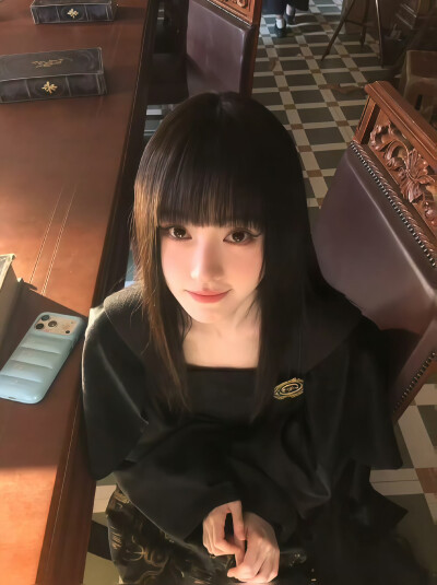 鞠婧祎