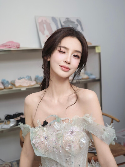 Angelababy
