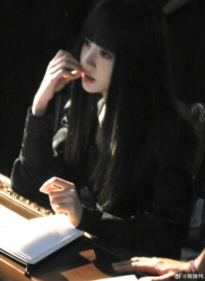 鞠婧祎