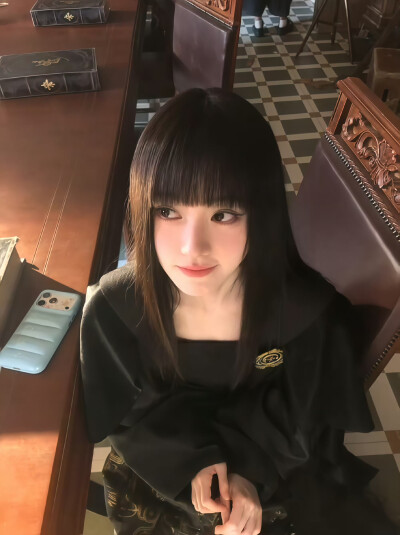 鞠婧祎