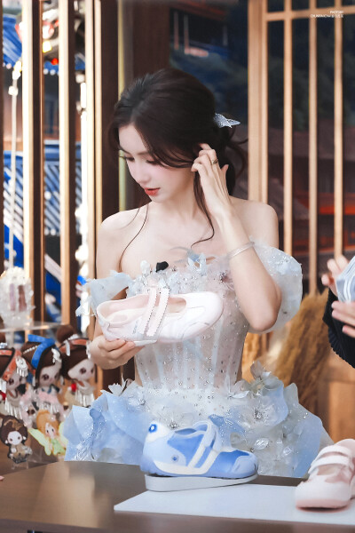 Angelababy