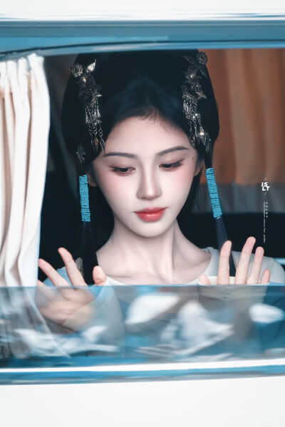 鞠婧祎