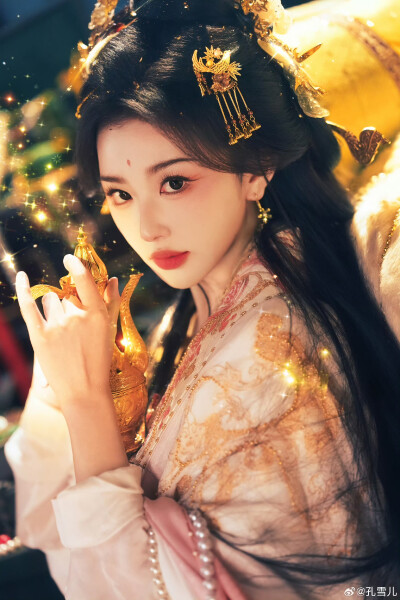 孔雪儿
