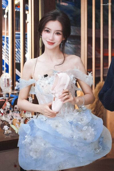 Angelababy