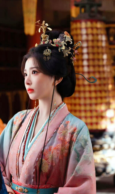 孔雪儿