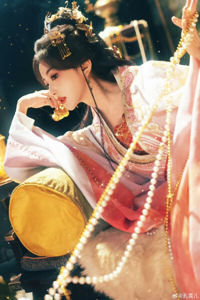 孔雪儿