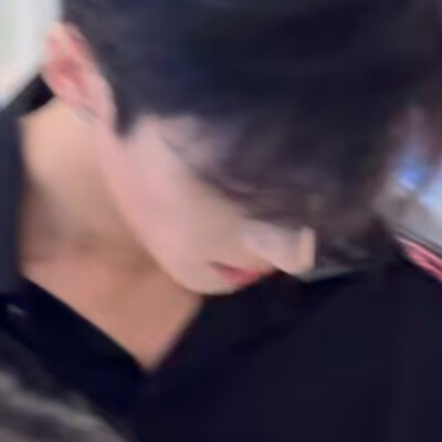 闫桉