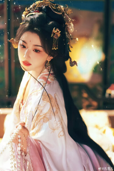 孔雪儿