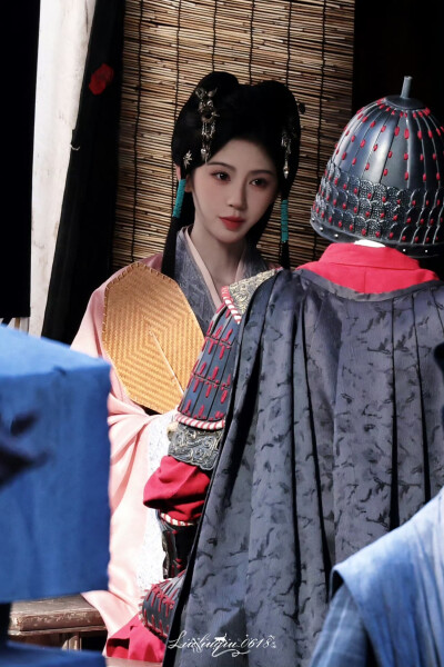 鞠婧祎