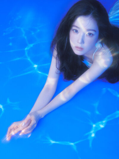 裴珠泫 irene