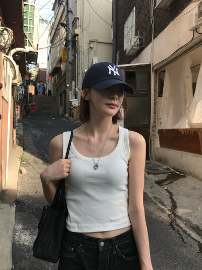 尹势银