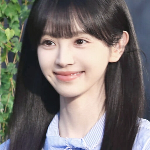 左边画个知知右边画个夏夏
记得单收！