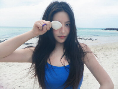 金艺琳 yeri