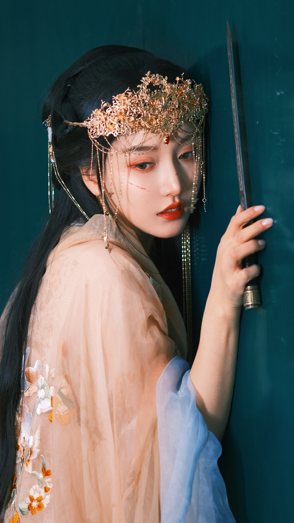 姜贞羽