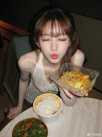 田曦薇
