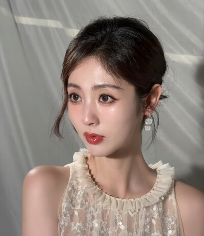 邢菲