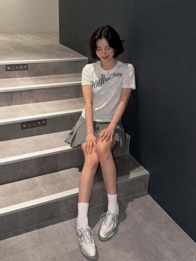 申留真INS更新