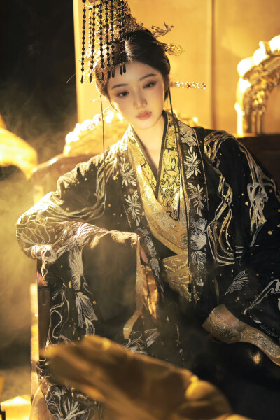黄羿
