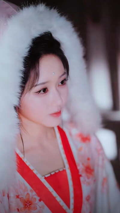 岳雨婷