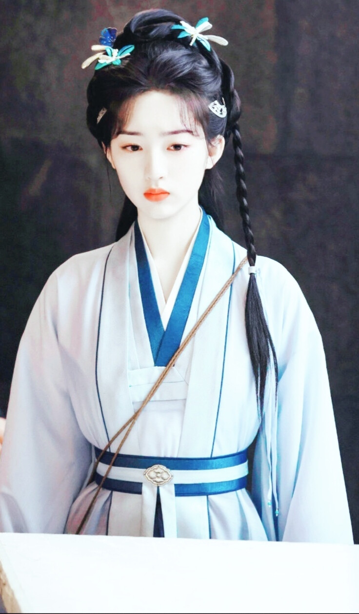 邓恩熙