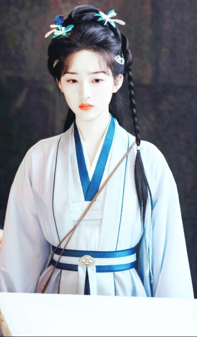 邓恩熙