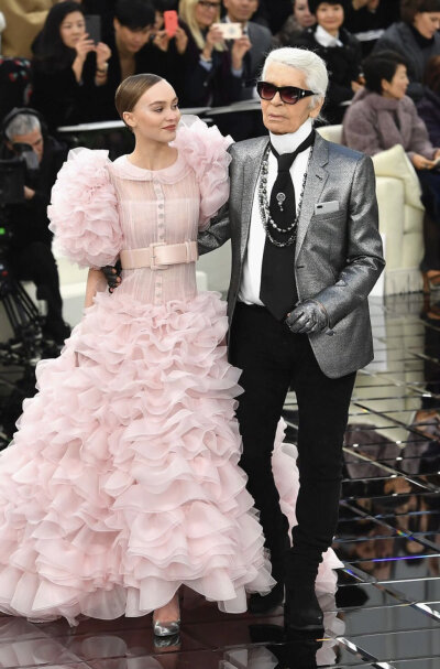 Lily-Rose Depp 