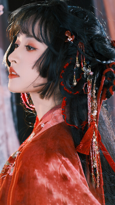 沈月