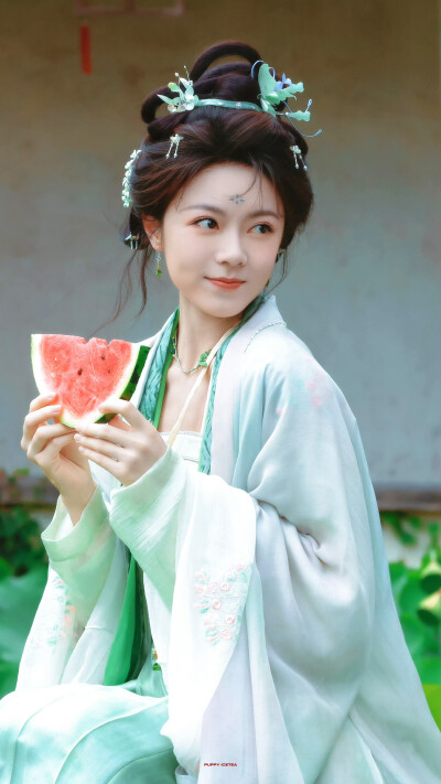 赵今麦