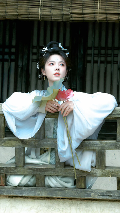 赵今麦