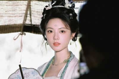 赵今麦