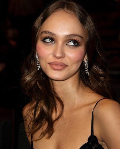 Lily-Rose Depp 