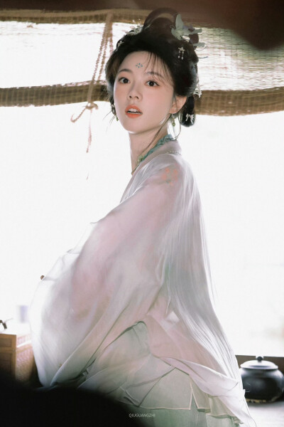 赵今麦