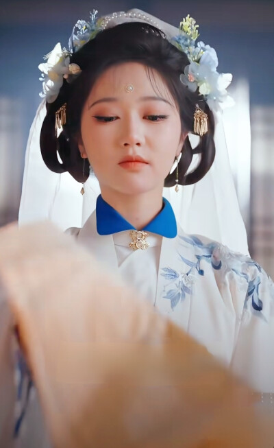 岳雨婷