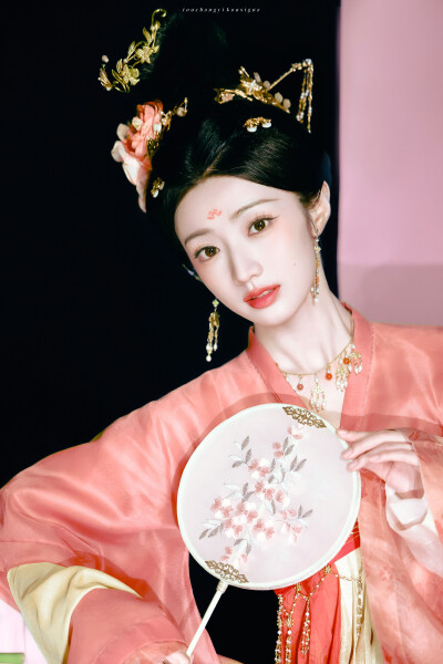 黄羿